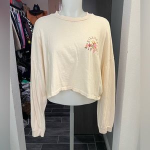 NWOT Billabong Free Your Mind Graphic Crop Long Sleeve Top
